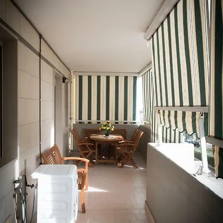 Casa Menhir Aet * Bari