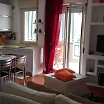Casa Menhir Aet * Bari