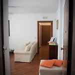 Casa Menhir Aet Bari