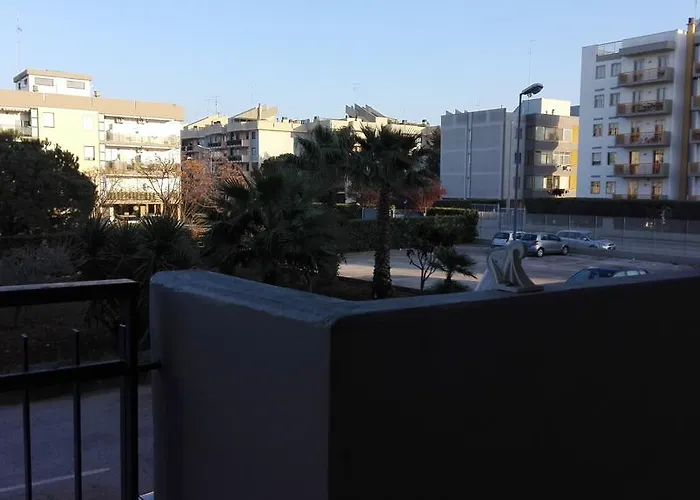 Casa Menhir Aet בארי